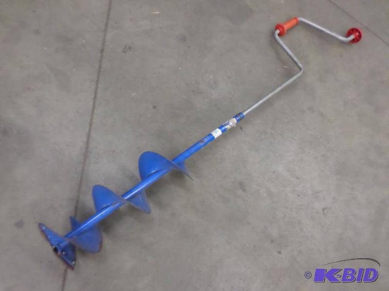lot 16 image: StrikeMaster 8" Ice Auger...