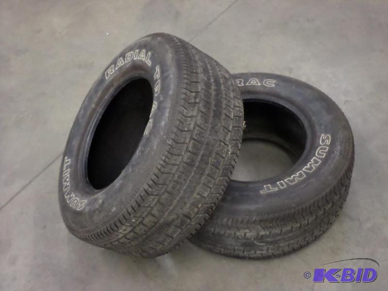 lot 61 image: (2) Used Summit Radial Trac P2756015 Tires...