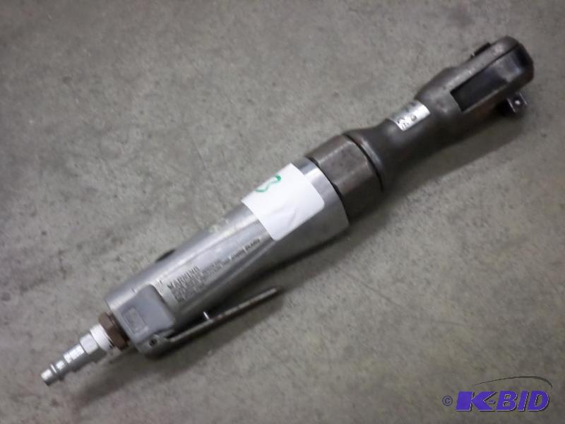 lot 63 image: BluePoint AT711 38" Pneumatic Ratchet...