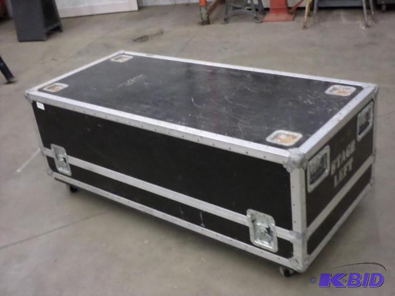 lot 77 image: U.S. Case 20&quotx28&quotx63" Commerci...