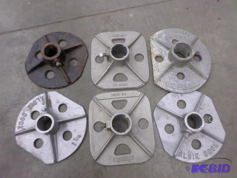 lot 86 image: (6) Boat Seat Pedastal Mounts...