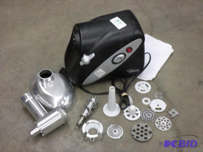 lot 87 image: Savoureux Electric Meat Grinder Set...