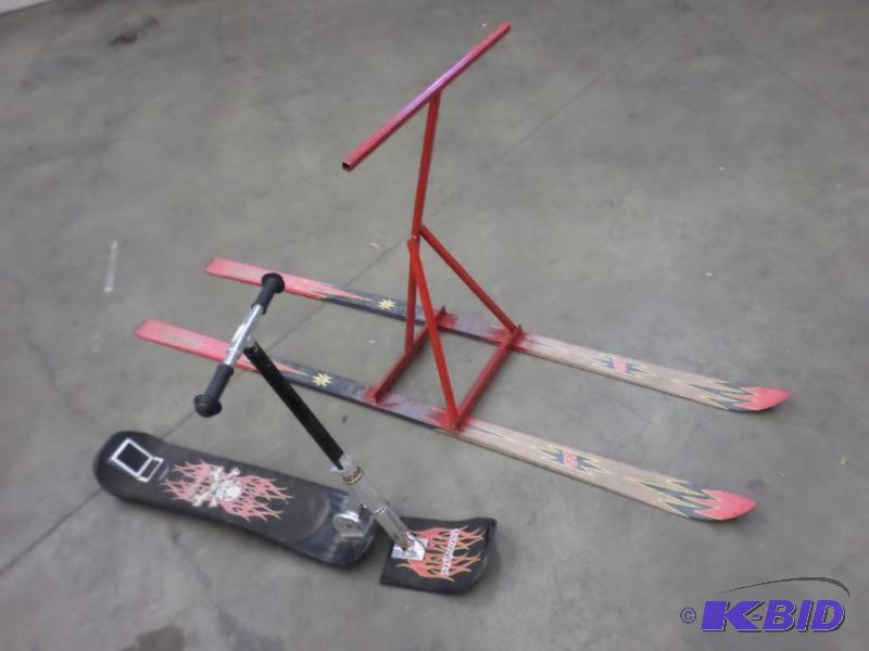 lot 90 image: (2) Snow Rides With Handlebars...