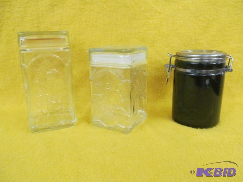 Canister