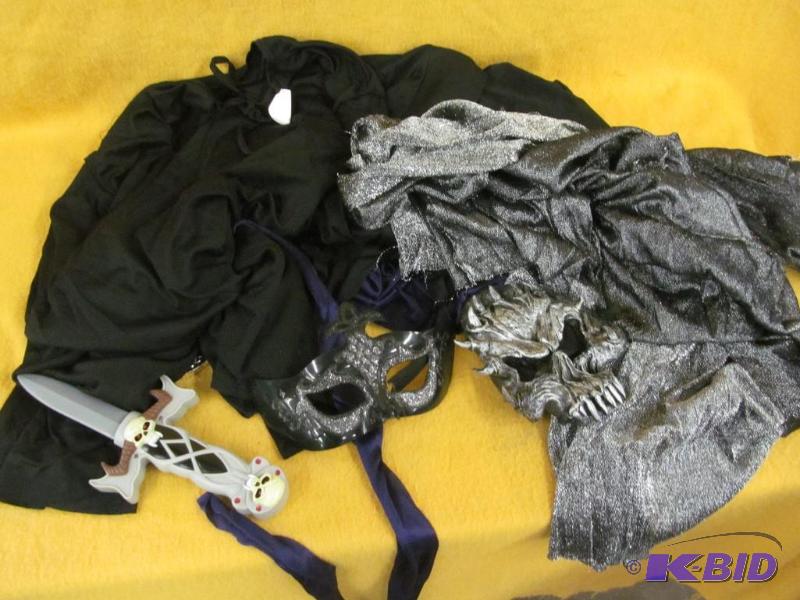 Costume