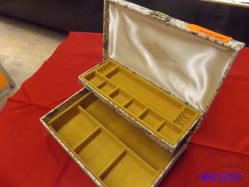 Floral Jewelry Box with Gold fabric interior