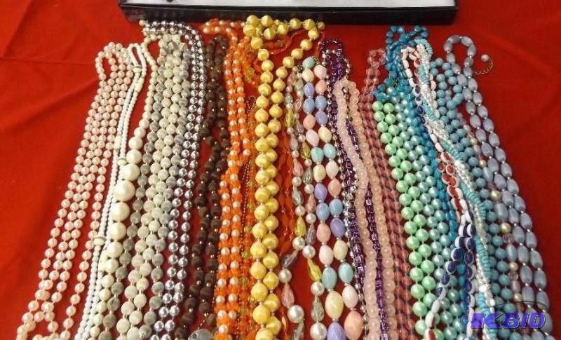 Costume Jewelry Necklaces