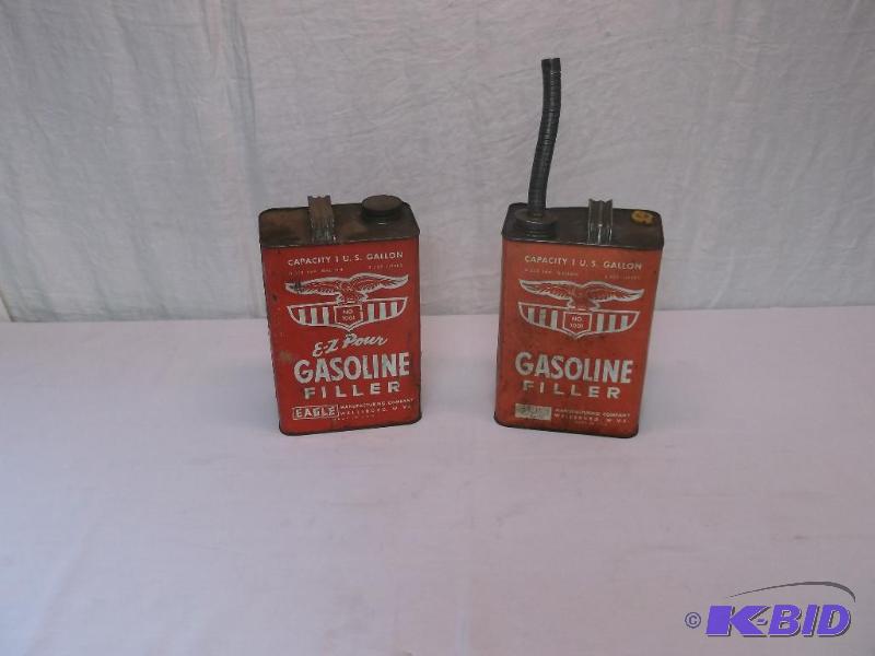 lot 110 image: Vintage gas cans in great displayable conditi...