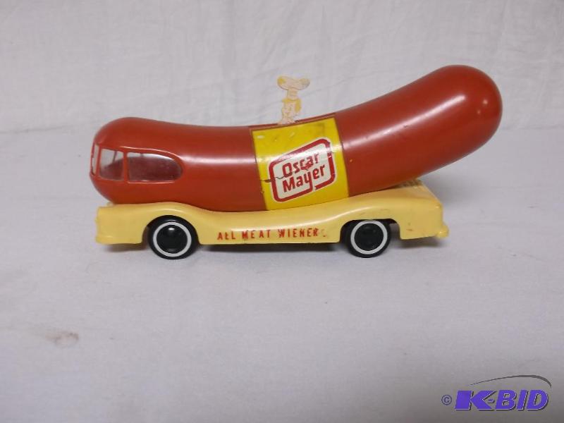 lot 47 image: Vintage Oscar Mayer Wiener Mobile the guy on ...