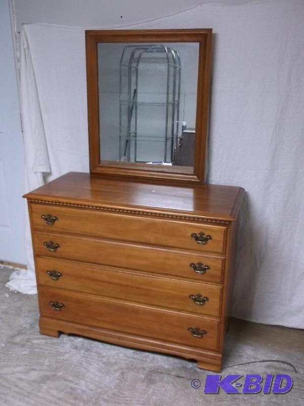 lot 6 image: Nice 3 dovetailed drawer mirrored dresser mea...