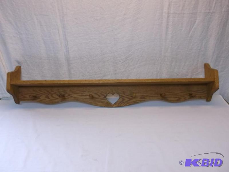 lot 60 image: Beautiful solid oak coat rack shelf with plat...