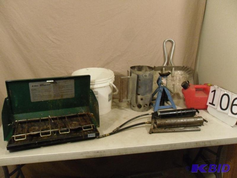lot 106 image: Assorted shop stuff. Grease guns, gas can, du...