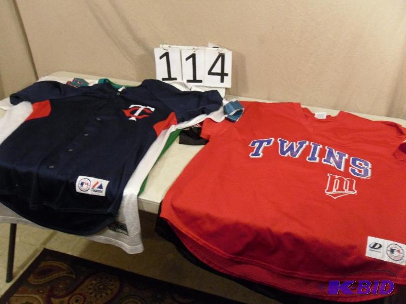 lot 114 image: Sports jerseys. Twins Joe Mauer size med. Red...