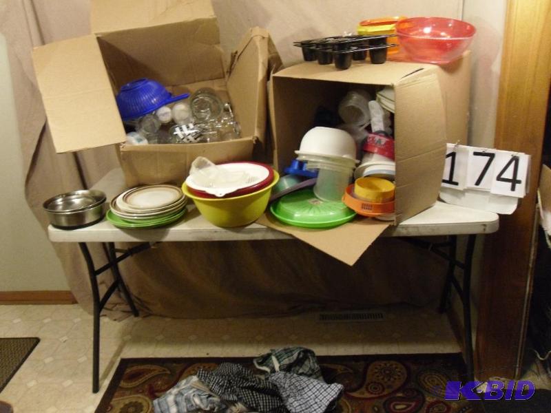 lot 174 image: Mixing Bowls, Storage Containers, Glasses, Pa...