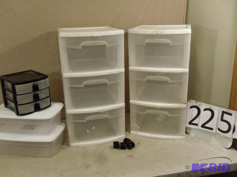 lot 225 image: Lot of Assorted Storage SystemsContainers. A...