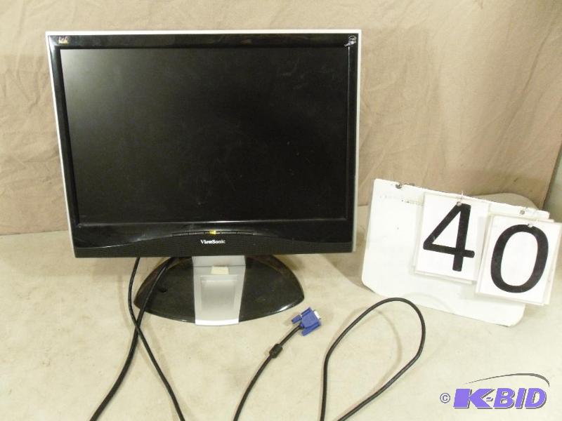 lot 40 image: Viewsonic&nbsp19" Flat Panel Computer M...