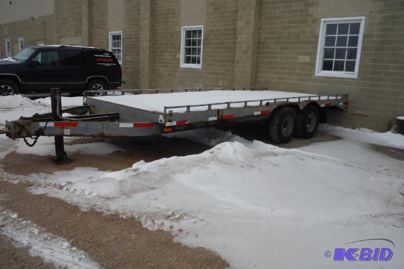 18 Dual Axle Heavy Duty,Trailer,10,000 lb.