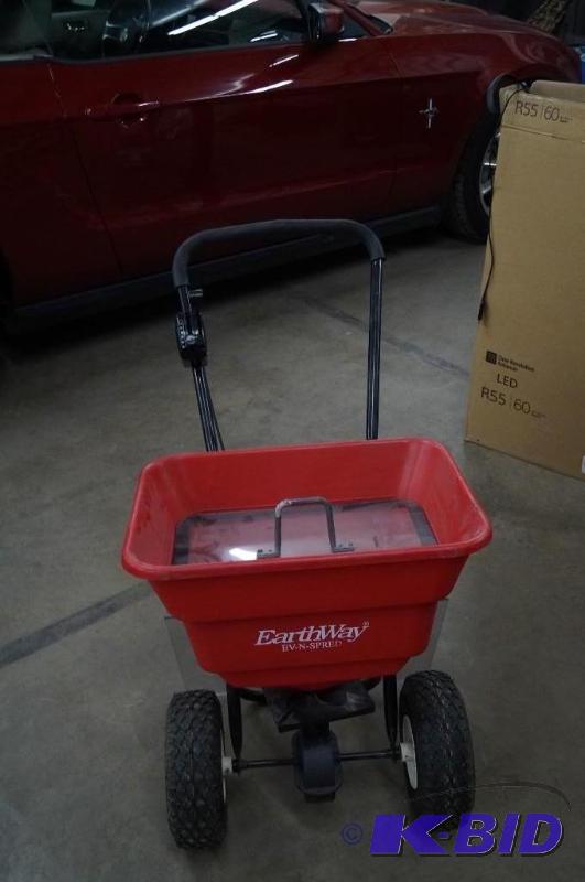 fertilizer spreader