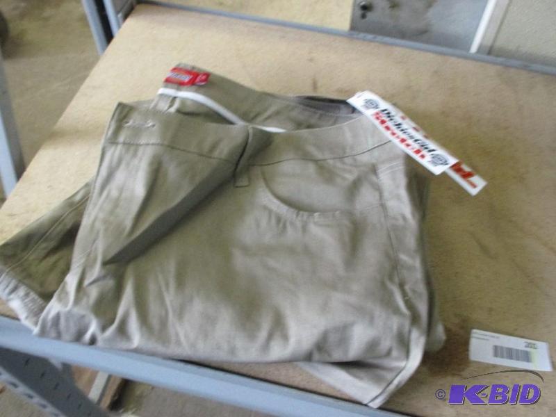 Dickies Girl pants size 20...