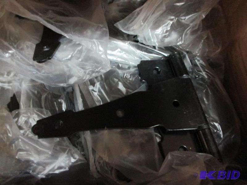Case of hinges...