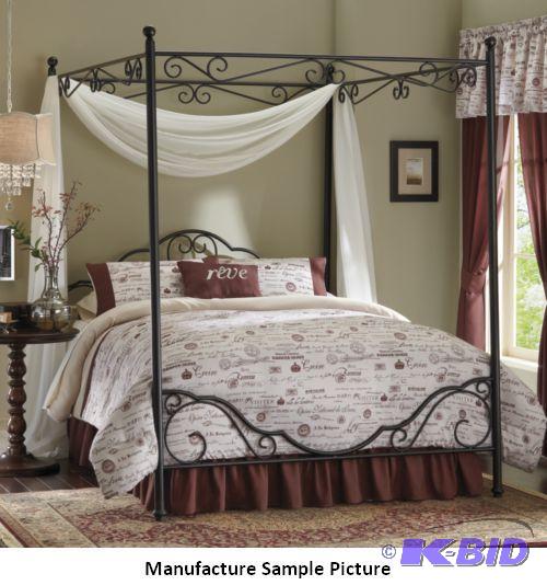lot 154 image: Scroll Canopy Bed - Full -&nbspCrafted of st...