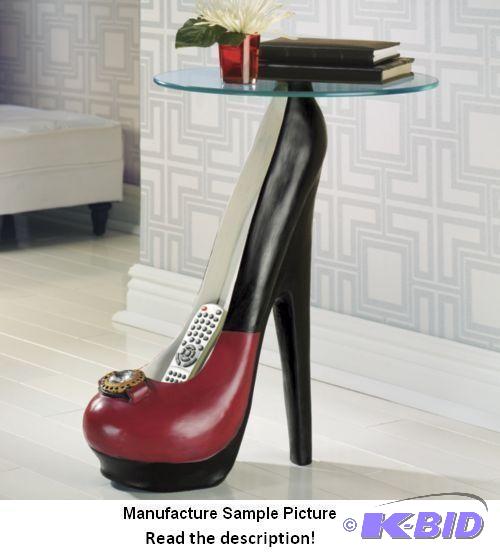 lot 179 image: PattiNikki Shoe Table - Sassy and chic, this...
