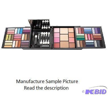 lot 20 image: Cameo Makeup Collection - Model 1208 - Kit in...