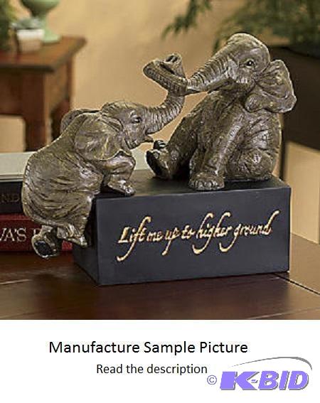 lot 49 image: Elephants Figurine - Elephants are exquisitel...