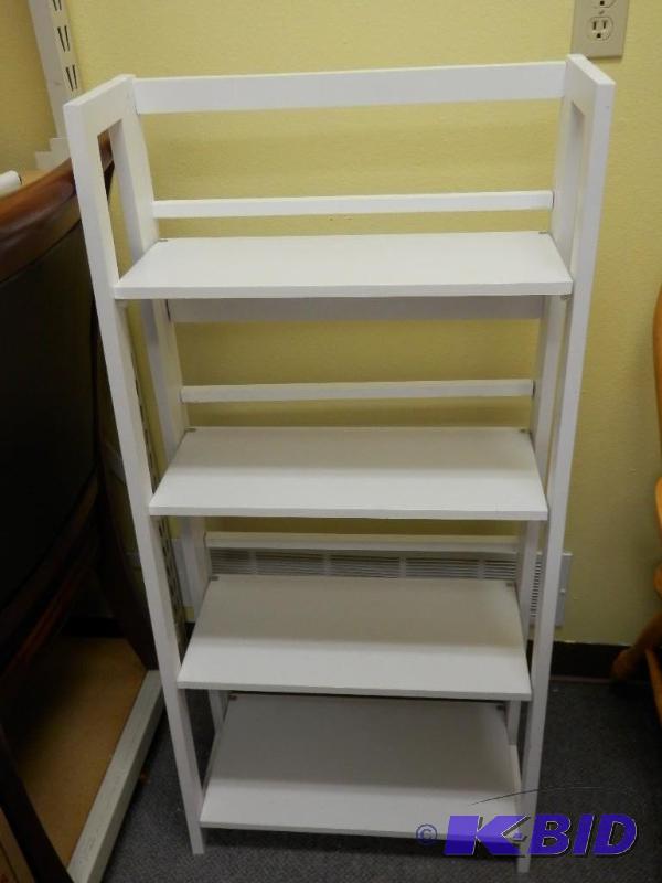 Floor display shelf