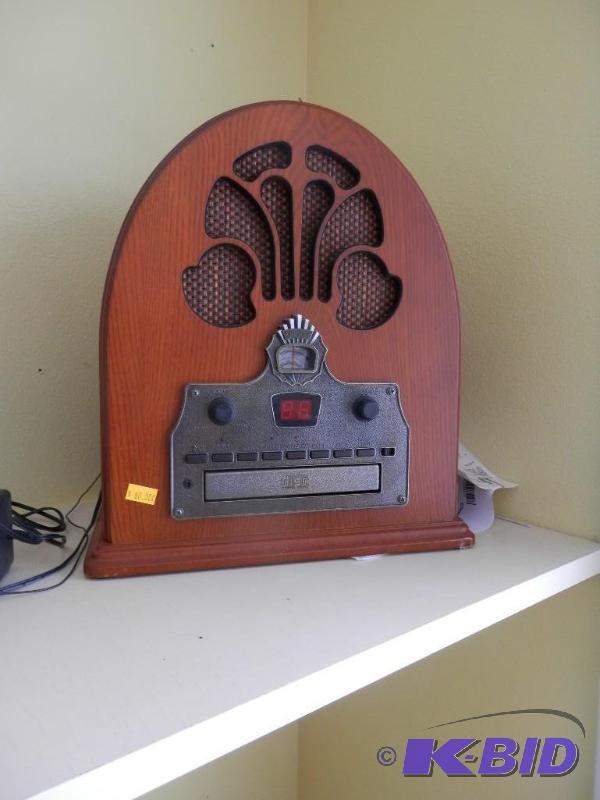 New vintage style stereo with CD and Aux