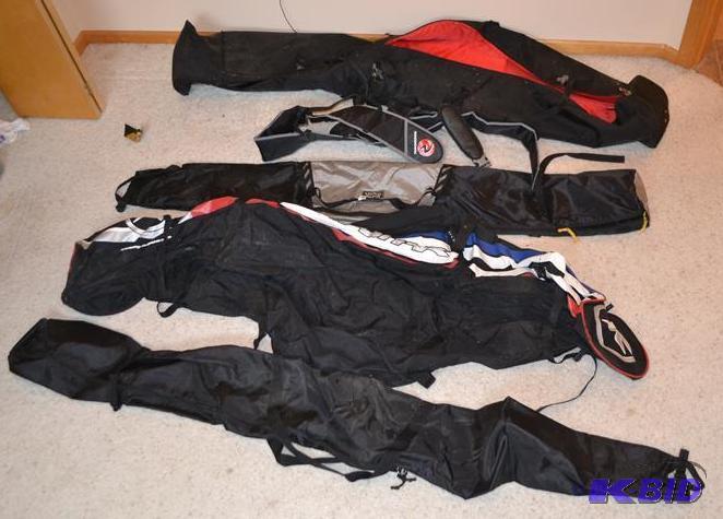 lot 11 image: 5 ski bags MARKER Brand red and black ski tra...