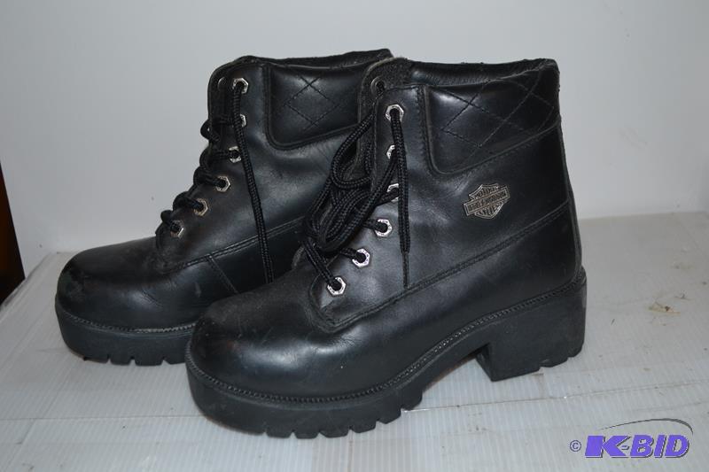lot 129 image: Harley Davidson leather ladies boots size 5.5...