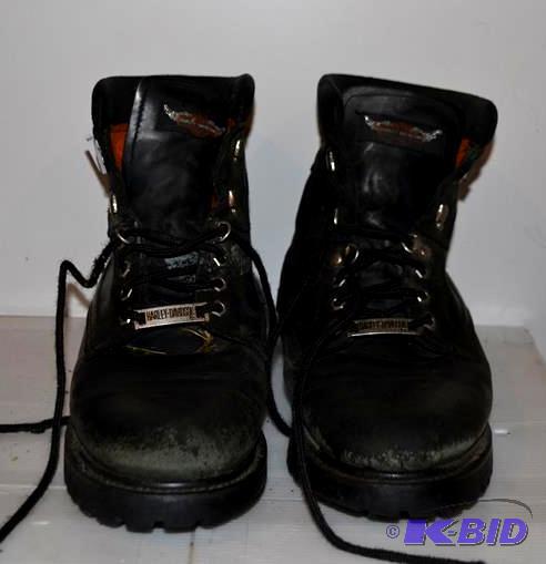 lot 132 image: Harley Davidson leather boots size 11...