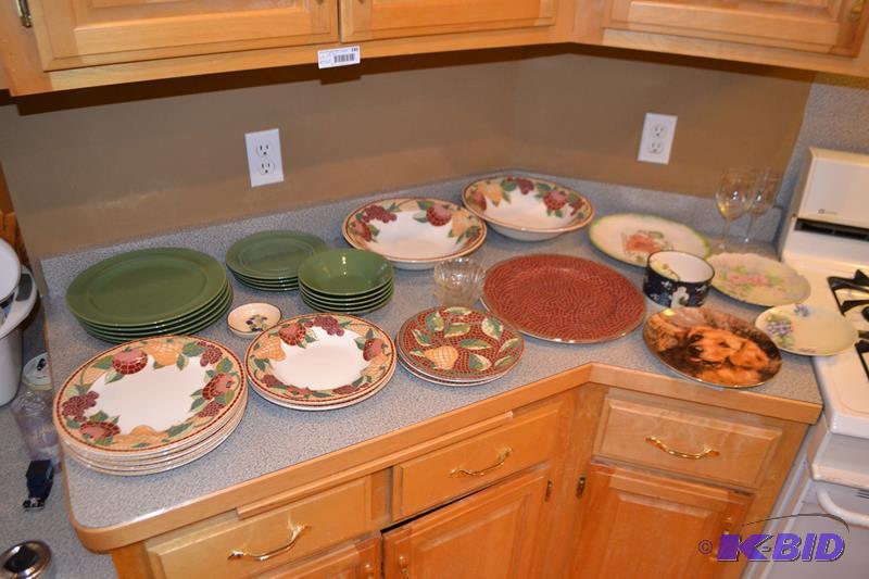 lot 145 image: Large group of Plates and glasses   coll...