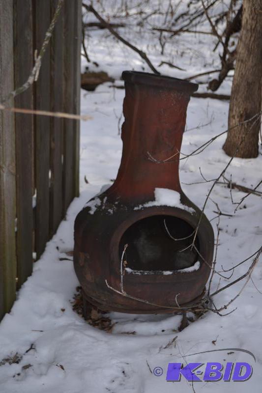 lot 194 image: Portable outdoor firepit&nbsp38x22" Cla...