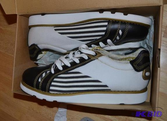 lot 226 image: Heyday Winger Mens Shoes size 1 12- look new...