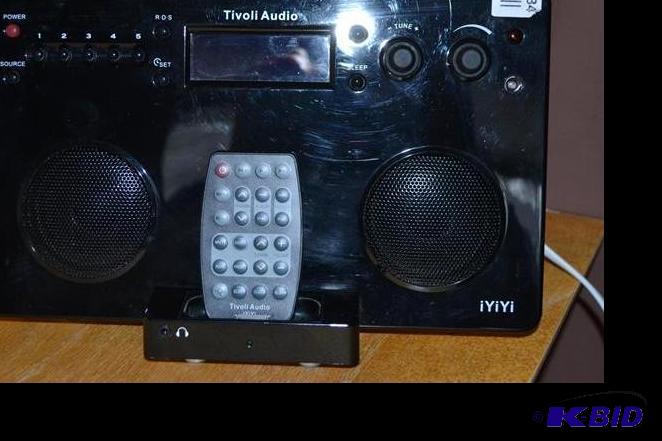 lot 34 image: Tivoli Audio AMFM Stereo system with iPod do...