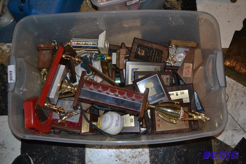lot 60 image: Large tub of trophies...