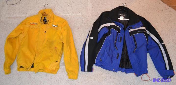 lot 9 image: 2 ski jackets Descent XS USSA&nbspCentral Di...