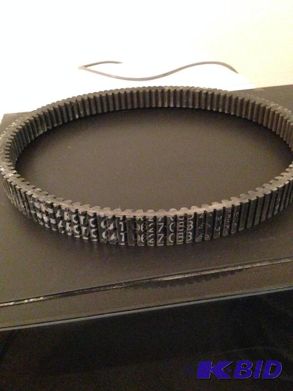 lot 11 image: Arctic Cat Belt 0627-083...