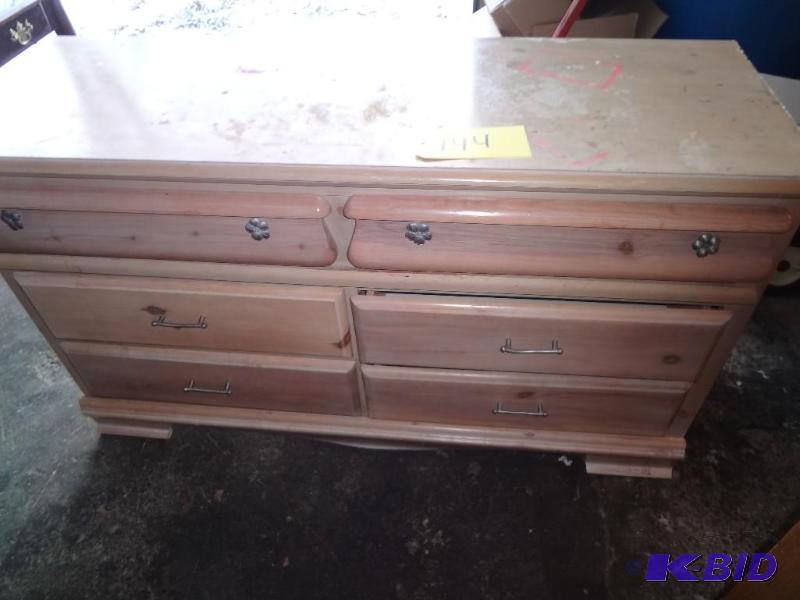 Lightwood Dresser