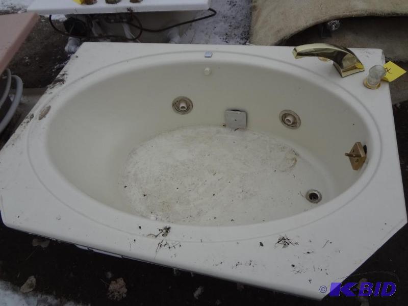 Tub