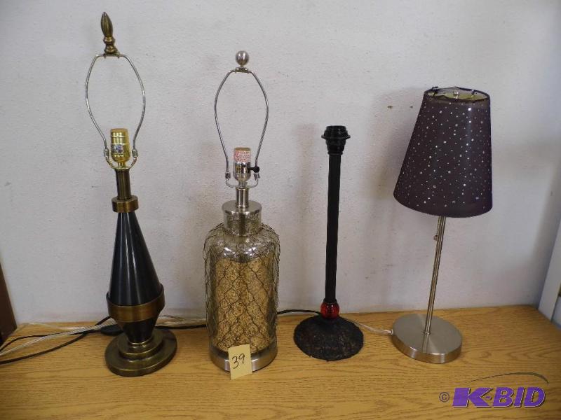 4 Lamps