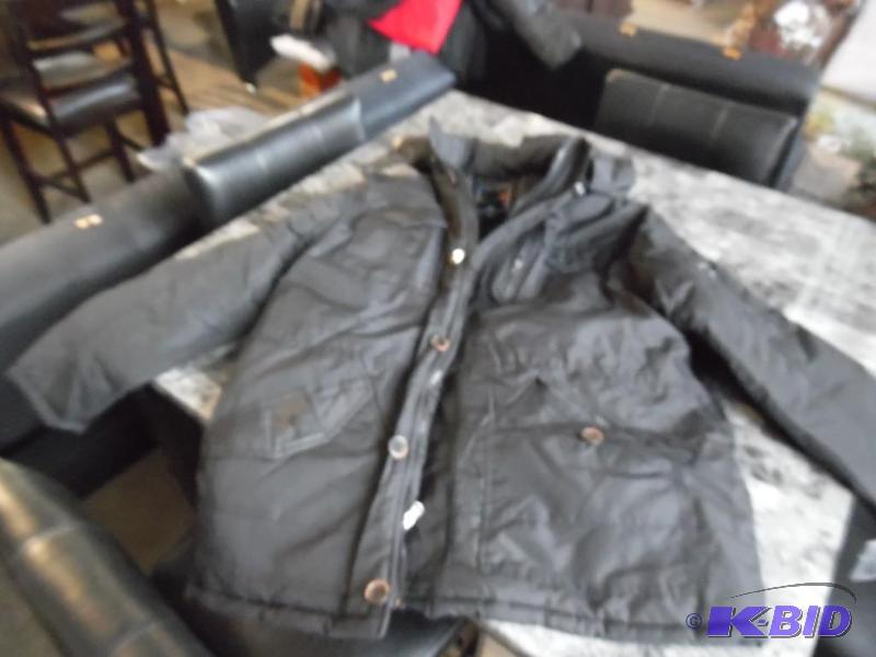 lot 48 image: jacket