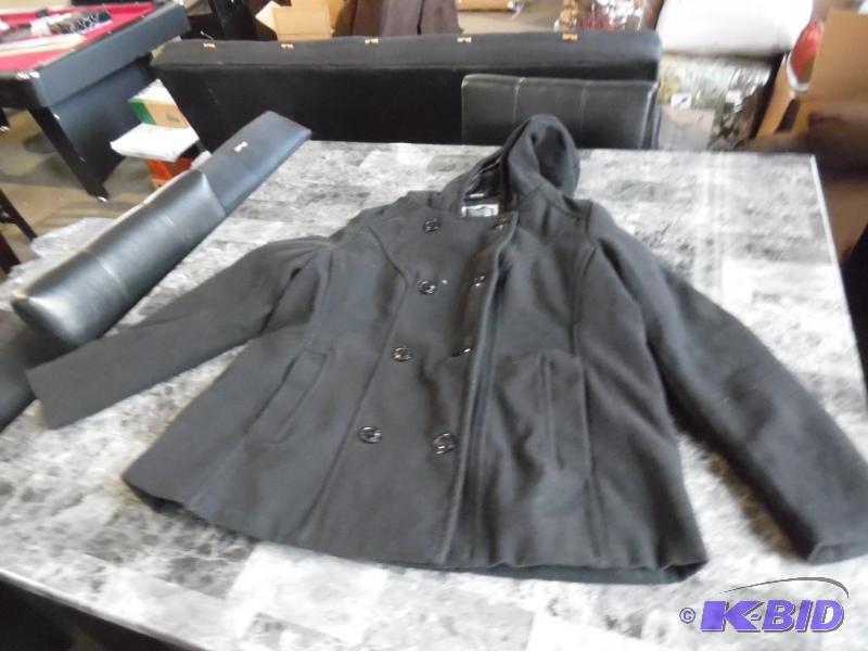 lot 57 image: jacket