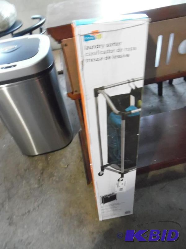 Laundry sorter