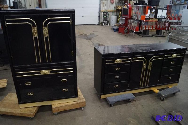 dressers