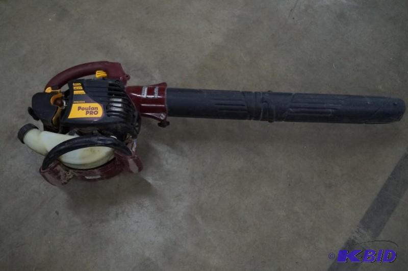 leaf blower