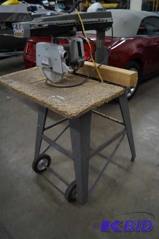 radial saw
