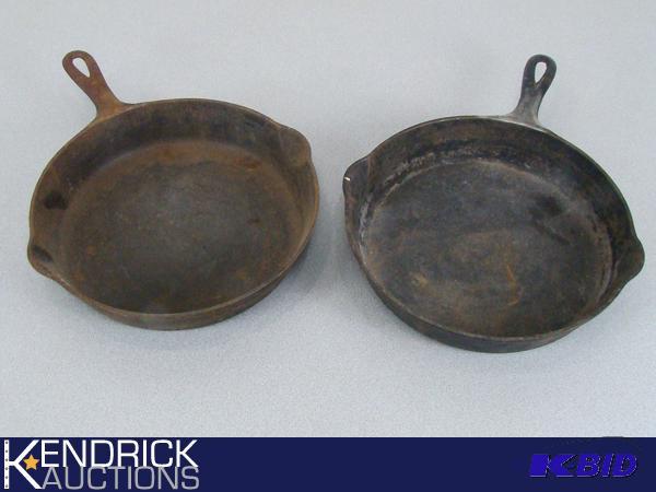 2 Antique Griswold No. 8 Cast Iron Frying Pans